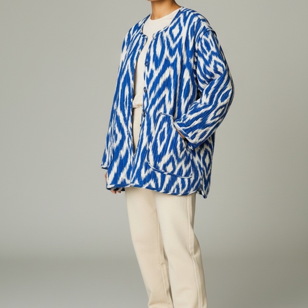 Blue and White Ikat Pattern Jacket by Anthropologie women’s size M - Picture 2 of 13